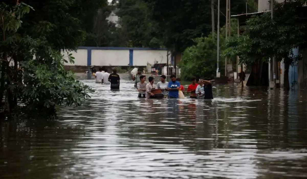 Torrential Rain in India, Pakistan